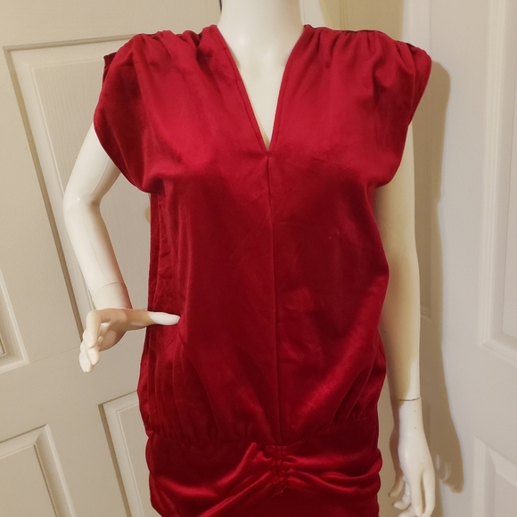 Timely Trends size 3/4 - Picture 2 of 8